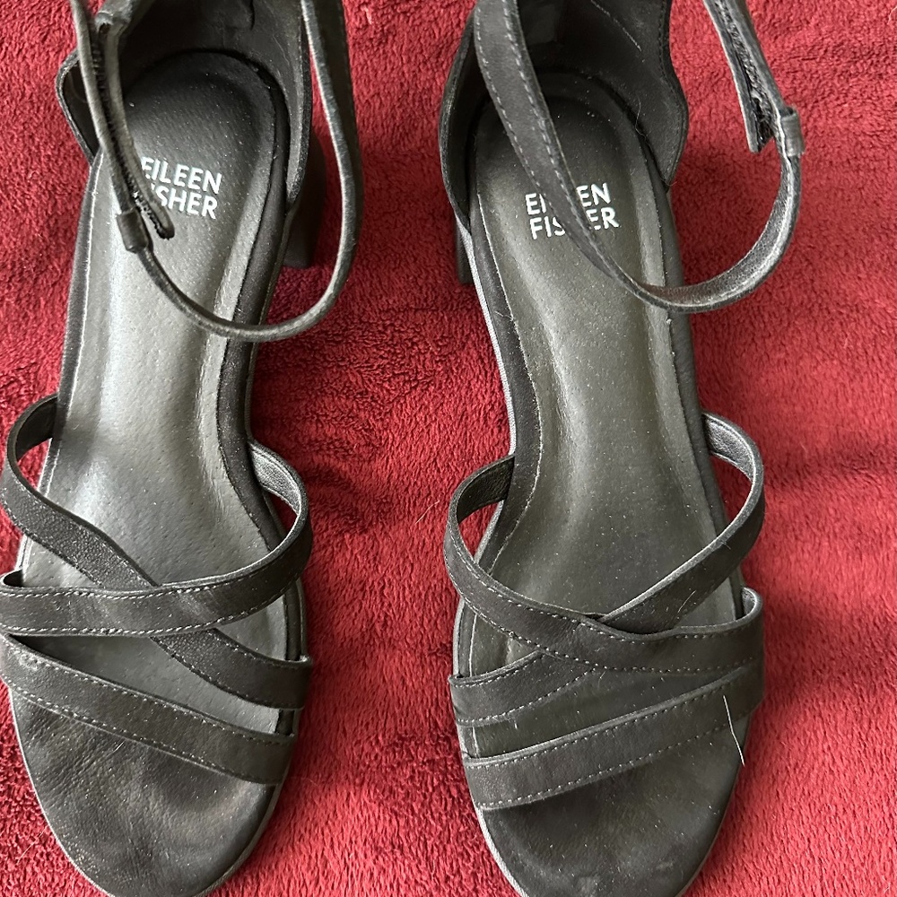 Leather Low heel Sandal